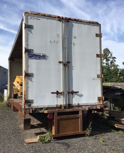 Supreme Curtain Side Flatbed Trailer - 24' Body