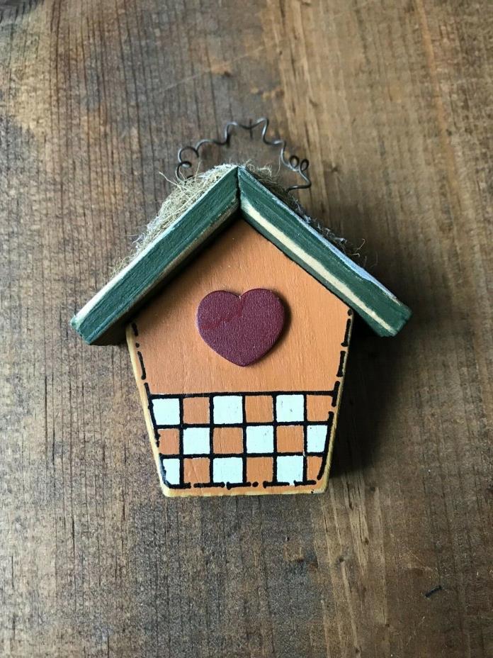 Decorative Birdhouse-Wood-Painted-Home & Garden Decor-Heart-Love-Arts & Craft