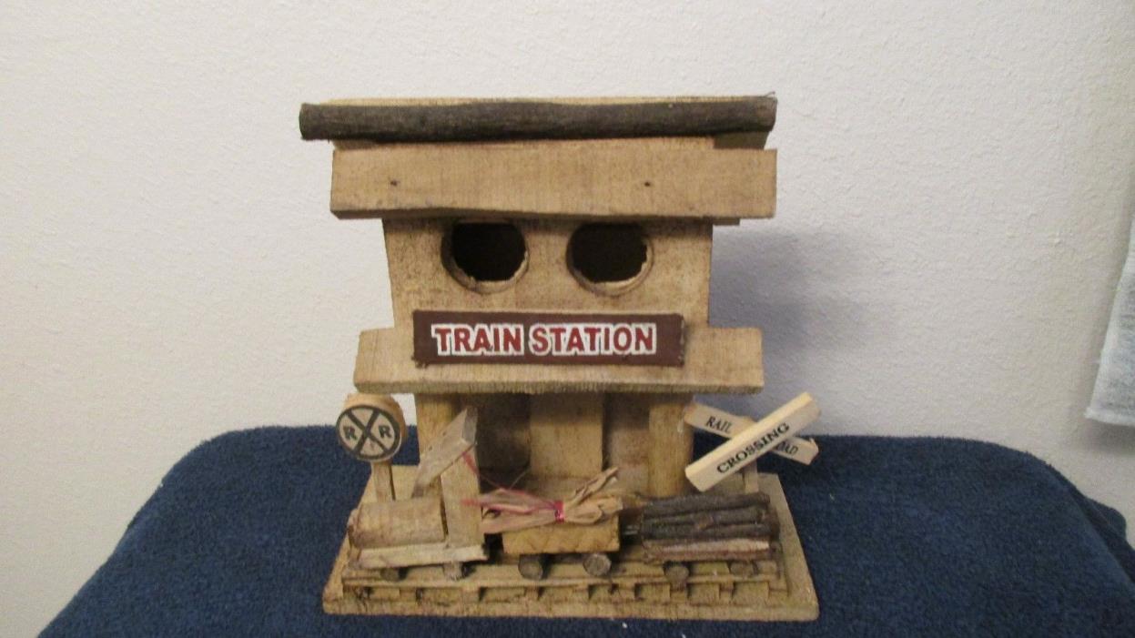 bird house train station new