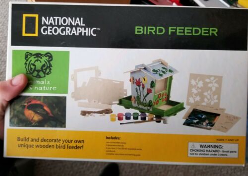 New National Geographic Wooden Bird Feeder Kit Build & Decorate (C320)