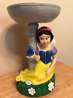 snow white garden decor