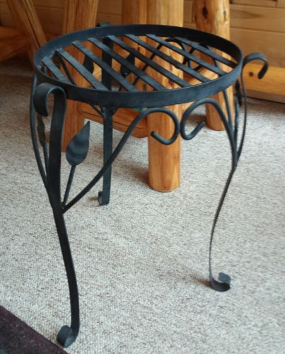 Vintage Wrought Iron Piano Stool Plant Stand Ornate Metal Indoor Patio 18