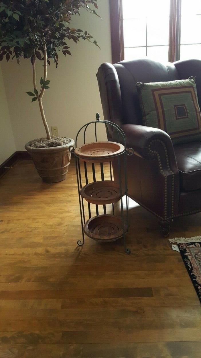 Plant stand, 3 tiered