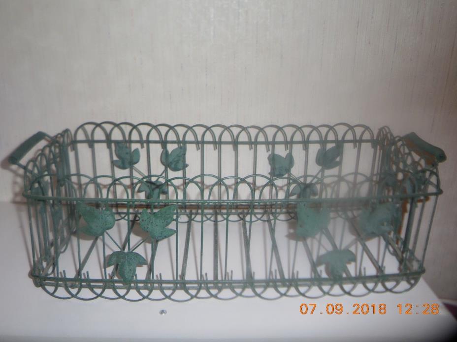 Metal Potted Plant Holder Green Leaf Pattern