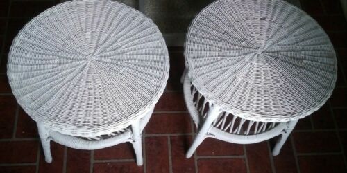 Vintage Round White Wicker Night/Plant Stand End Table Mid Century Great Cond.