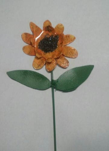 3D FLOWER Handmade  Metal Plant Stake Indoor Outdoor Use 3