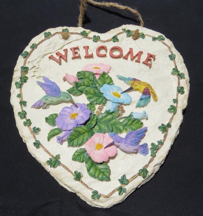 Vintage Heart Shaped Hummingbird Welcome Plaque 8