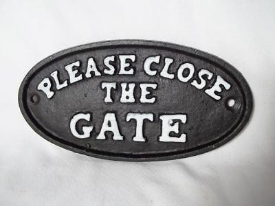 CAST IRON PLEASE CLOSE THE GATE YARD HOME GARDEN OUTDOOR DECOR SIGN PLAQUE BLACK