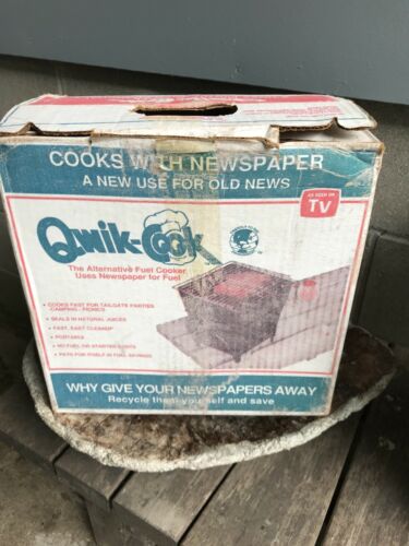 Vintage Qwik-Cook Portable Newspaper Grill Camp Cabin Home Tailgate