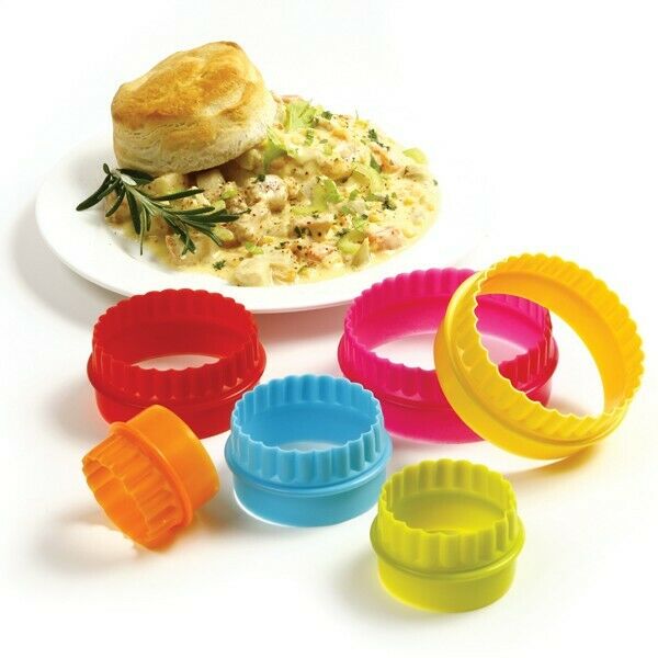 Norpro Dual Sided Biscuit / Cookie Cutters  (Set of 6)   ~~FREE SHIPPING~~  NEW