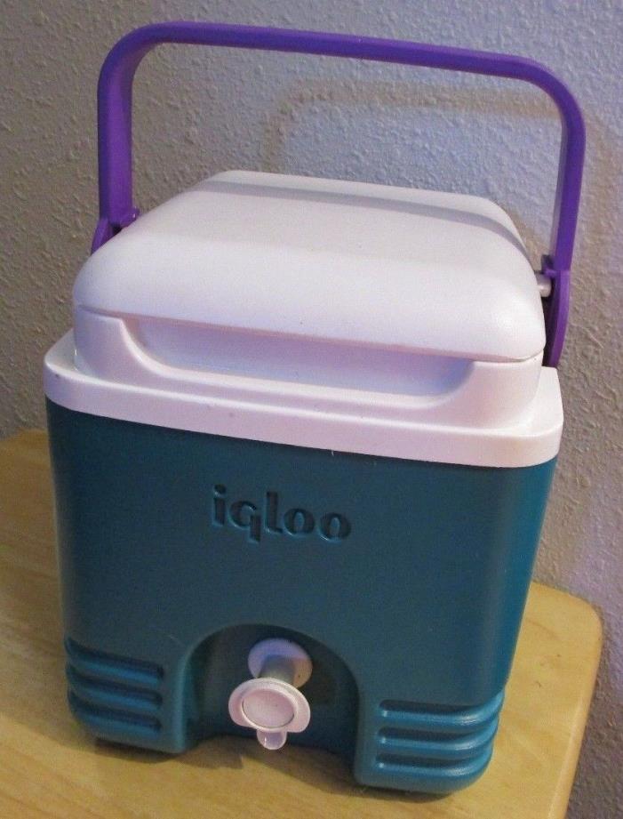 NICE VTG 90s 1996  Igloo 1 One Gallon Drink Liquid Cooler Side Spout Teal Purple