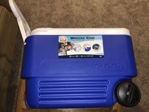 Wheelie Cool Cooler by Igloo