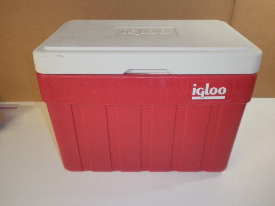 red igloo cooler explorer? camp hunt fishing picnic ice _your choice on shipping