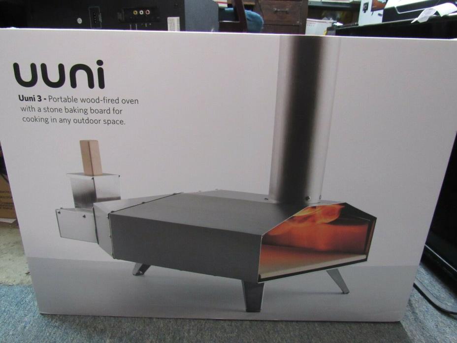 NEW Ooni 3 Portable Wood Pellet Pizza Oven Outdoor FREE Shipping!