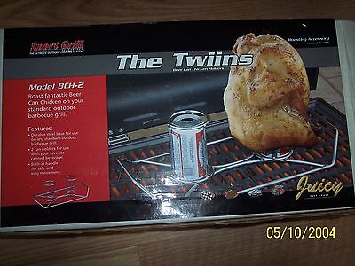 The Twiins Beer can chicken Sports Grill Model BCH-2