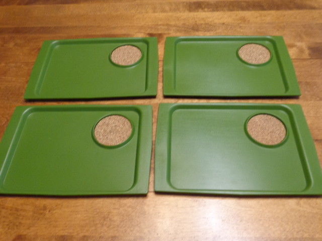 VINTAGE MELAMINE SERVING TRAYS ACCA BY DAVID DOUGLAS LOT OF 4
