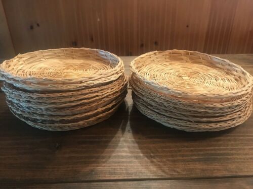 Wicker Rattan Woven Paper Plate Holders Lot Of 15 Picnic BBQ Camping Tiki