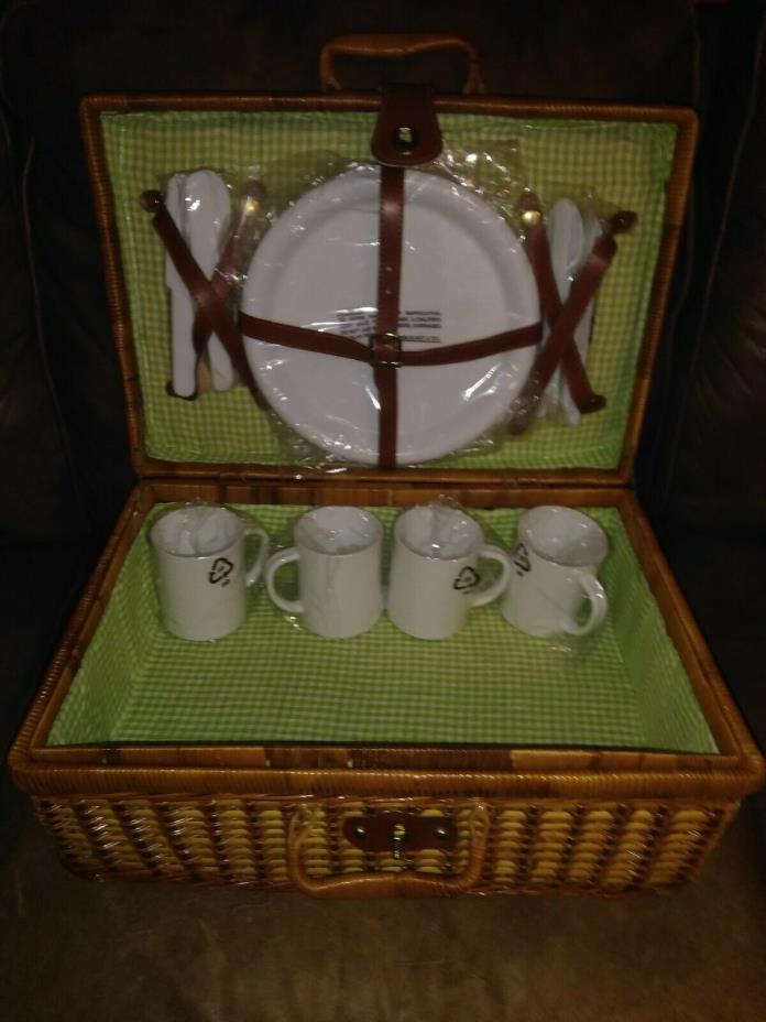 Wicker Picnic Basket 4 Person set with White Dishes
