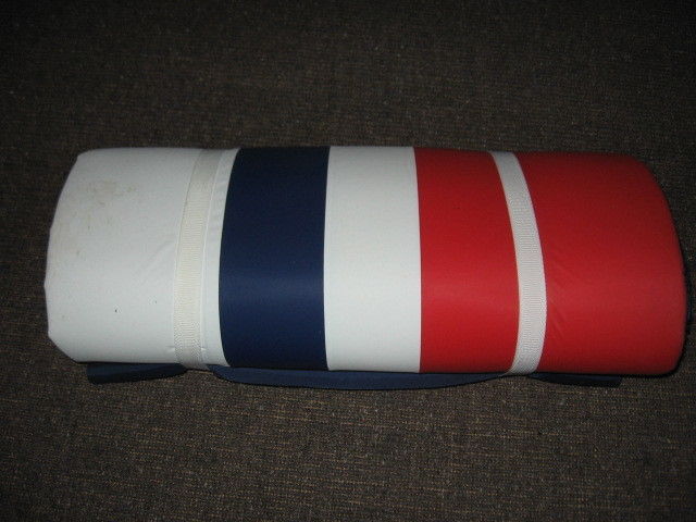 Ralph LaurenOutdoor Padded Picnic Beach Mat  NWOT