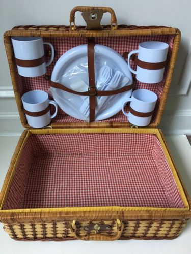 Wicker Suitcase Style Picnic Basket For 4 Person w/Plates Cups Cutlery