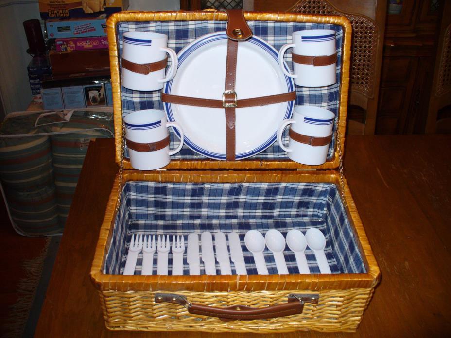 Wicker Picnic Basket Hamper Set for 4 w/ Plates Dinnerware