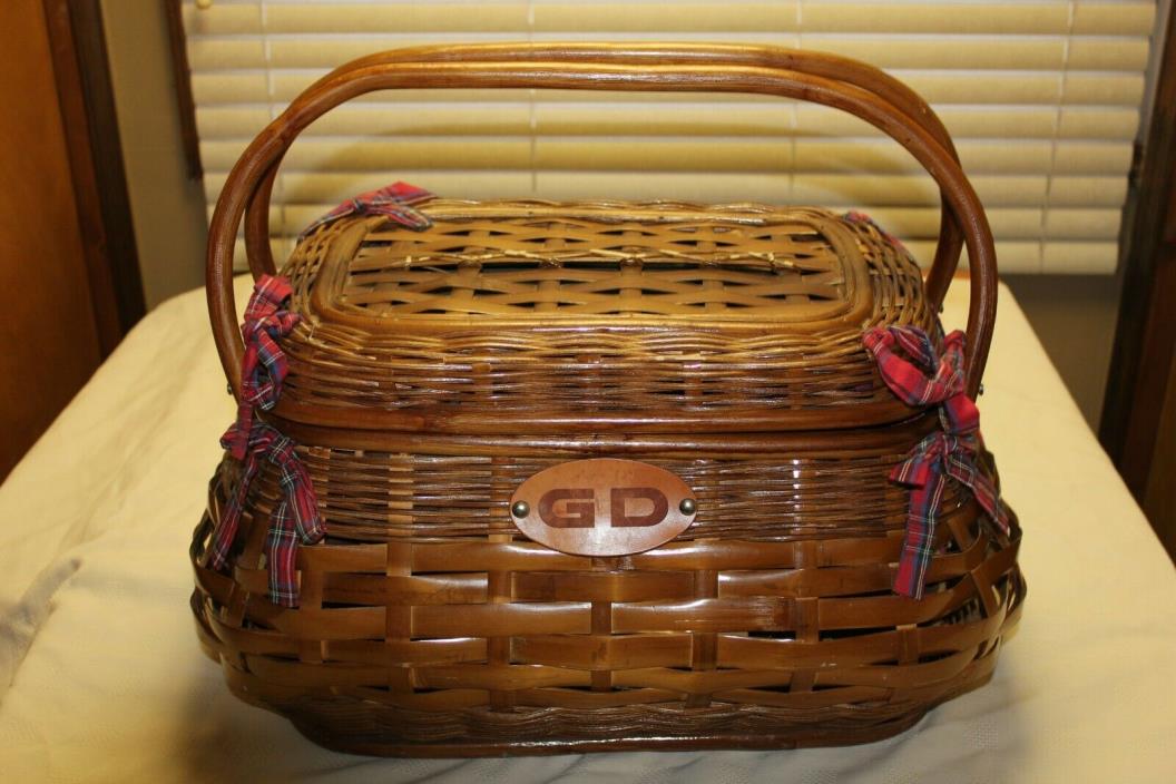 GD WICKER PICNIC BASKET