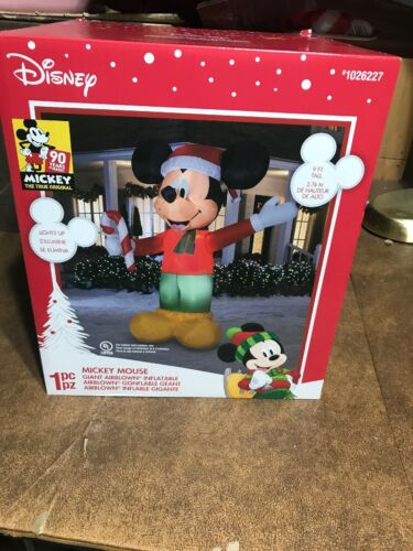 Disney 9 Ft Gemmy Lighted Mickey Mouse Christmas Inflatable