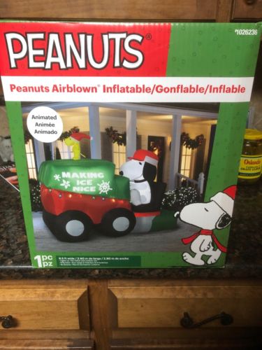 Peanuts Snoopy & Woodstock Airblown Inflatable Making Ice Nice