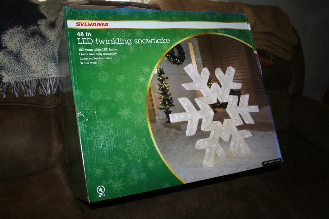CHRISTMAS WHITE IRIDESCENT SPARKLE FABRIC SNOWFLAKE 48
