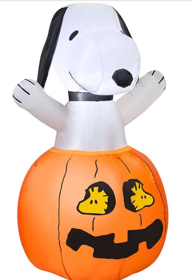 Peanuts snoopy airblown Halloween decoration three feet tall
