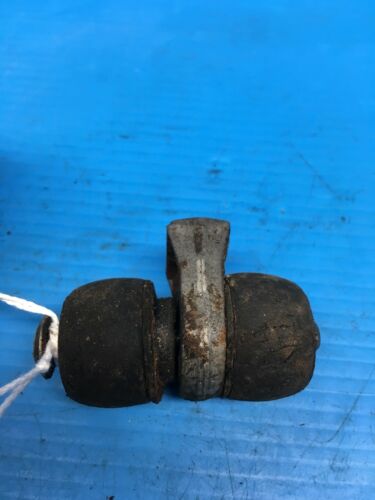 STIHL 041 CHAINSAW REAR HANDLE RUBBER MOUNTS ----------------FREE SHIPPING