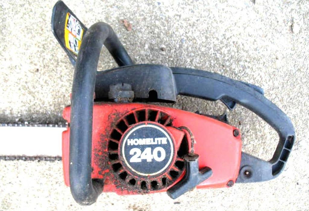 Homelite 240 Chainsaw for Parts Or Repair Good Compression