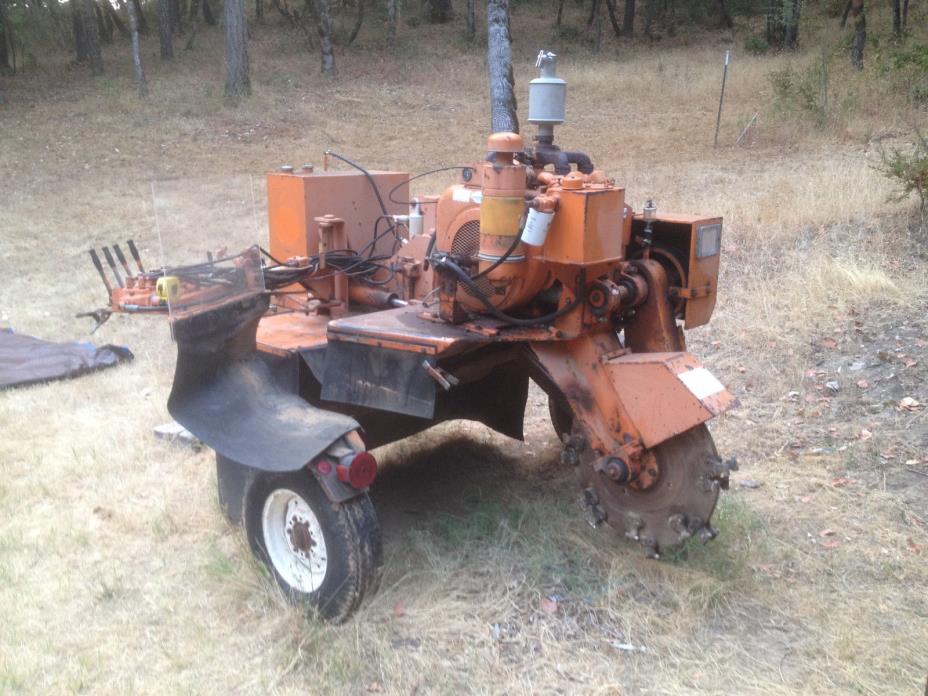 Vermeer 665A tow behind 65Hp stump ginder/ cutter Green Teeth system installed