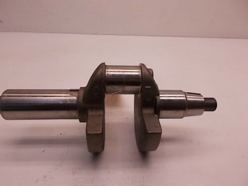 Briggs & Stratton 843292 Crankshaft.  From Model 54E177 Fits Others. USED