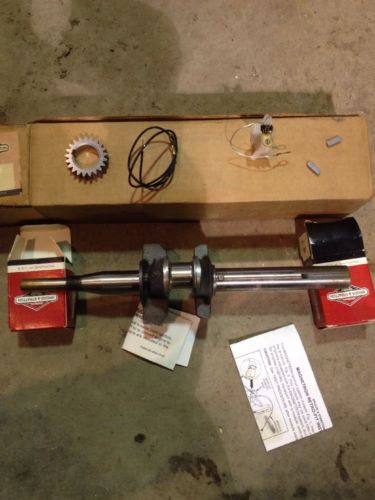 NEW Briggs & and Stratton Crankshaft 397230  Includes Gear # 492096