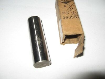 Briggs Stratton engine wrist pin part # 290987 nos
