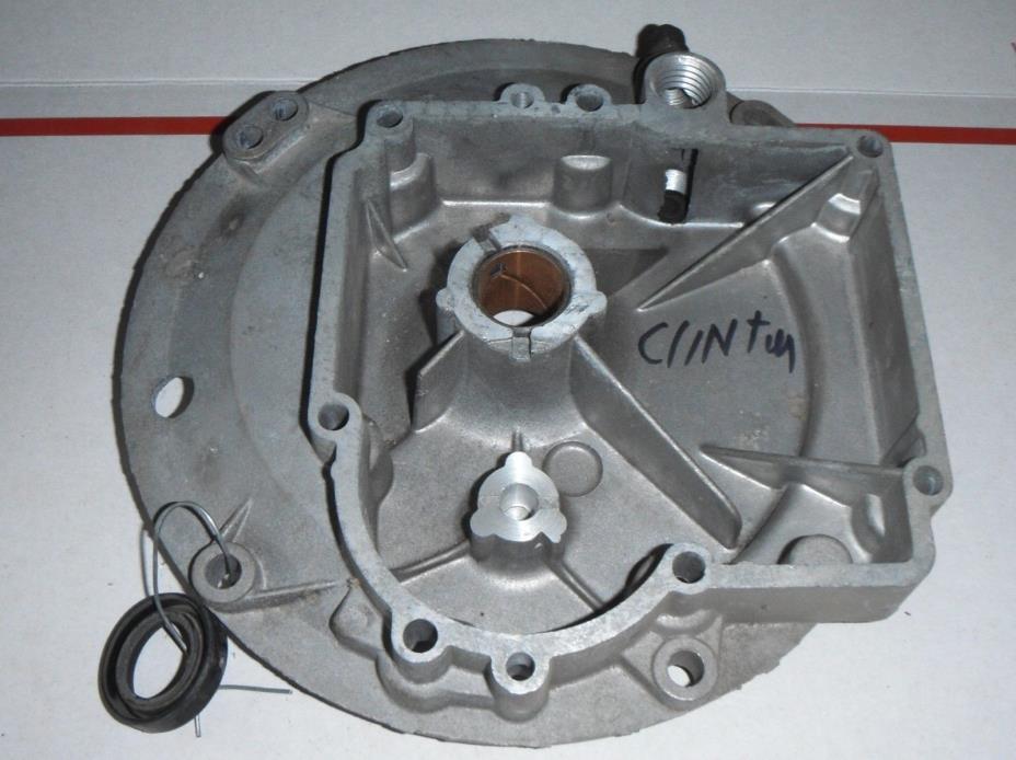 Engine Base / Sump Original Clinton NOS Alt. 18-17-500, P/N 31492 - 1959