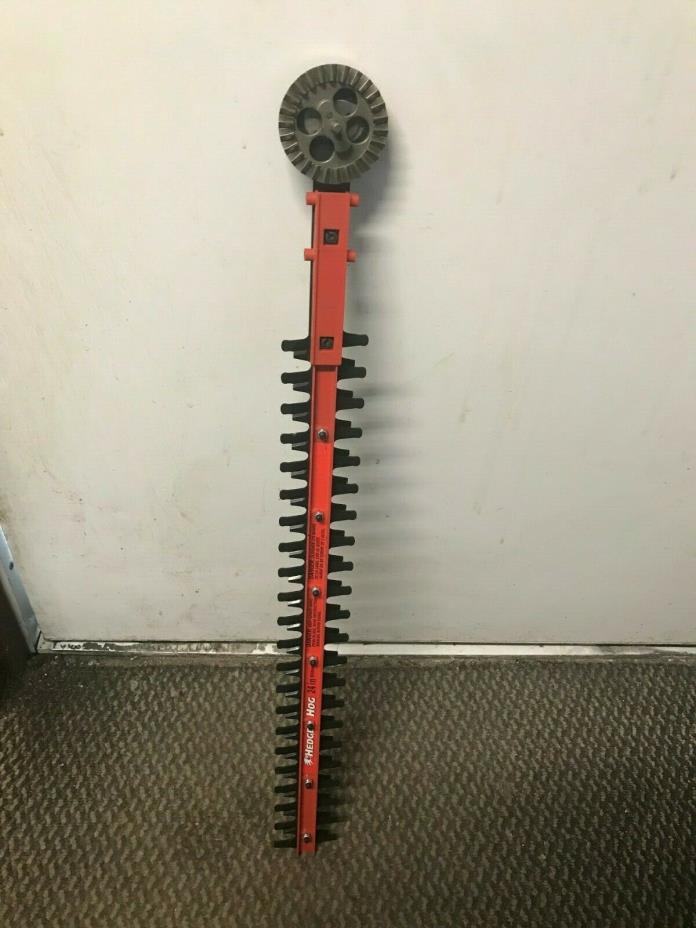 BLACK AND DECKER HEDGE TRIMMER 24
