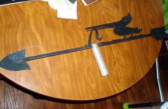 VINTAGE METAL WEATHER VANE SHAPE OF BIRD PULLING WORM! PERFECT FOR GARDEN DECOR!
