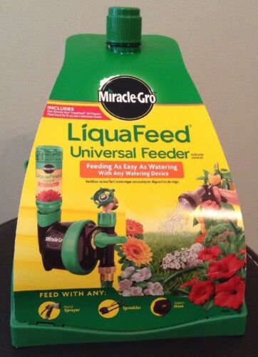 Miracle-Gro LiquaFeed Universal Feeder Starter Kit Plant Food 16 oz. 101910