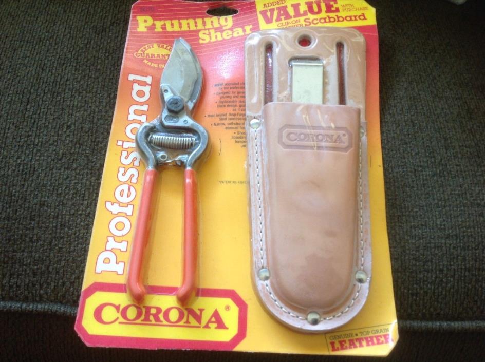 Corona SC 70 Corona Clipper Bypass Pruning Shears with Leather Scabbard USA NOS