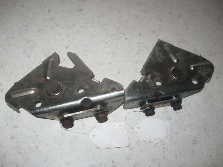 Lawn Boy Handle bracket Set. 683925, 683926.  3l815-3