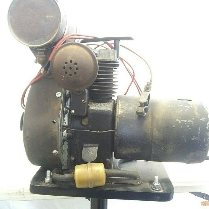 Lauson antique  small engine , briggs and stratton , Baby Jumbo Generator