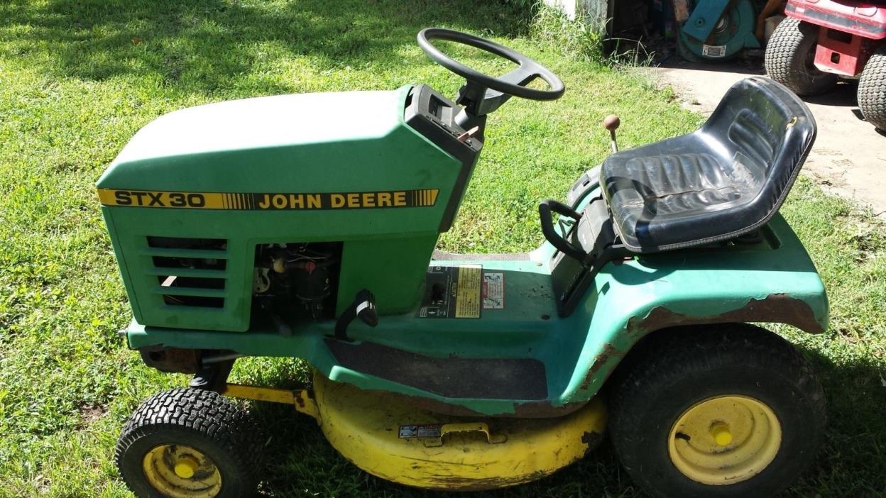 JOHN DEERE  STX 30