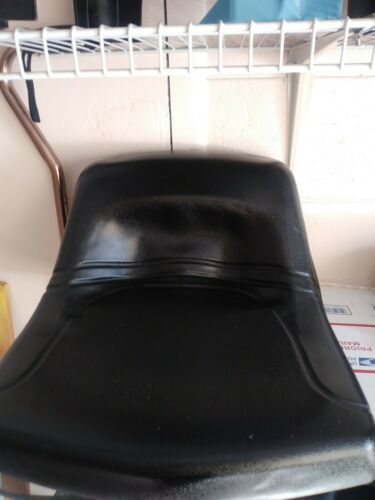 RIDING MOWER SEAT RUBBERIZED COVER