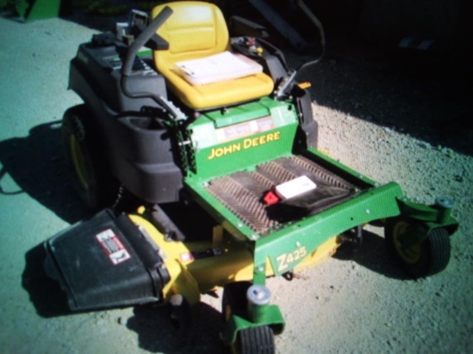 2015 JOHN DEERE Z425 48