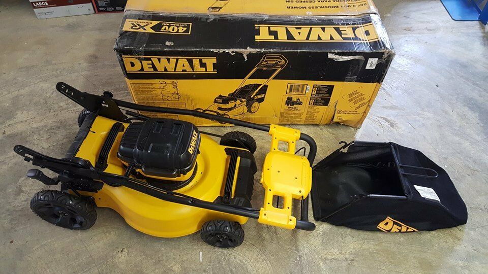 DEWALT 40V MAX* 3-in-1 20 in. Cordless Lawn Mower, no battery/charger