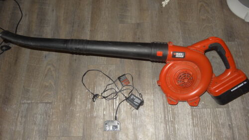 Black & Decker NSW18 Leaf Blower with Battery & Charger