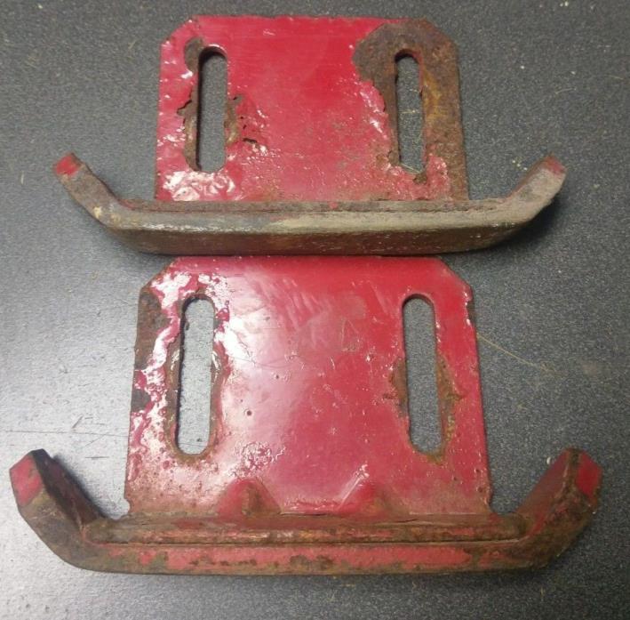 OEM Toro 20-2840-01 Snowblower Shoes Skids Skates Skis GOOD USED