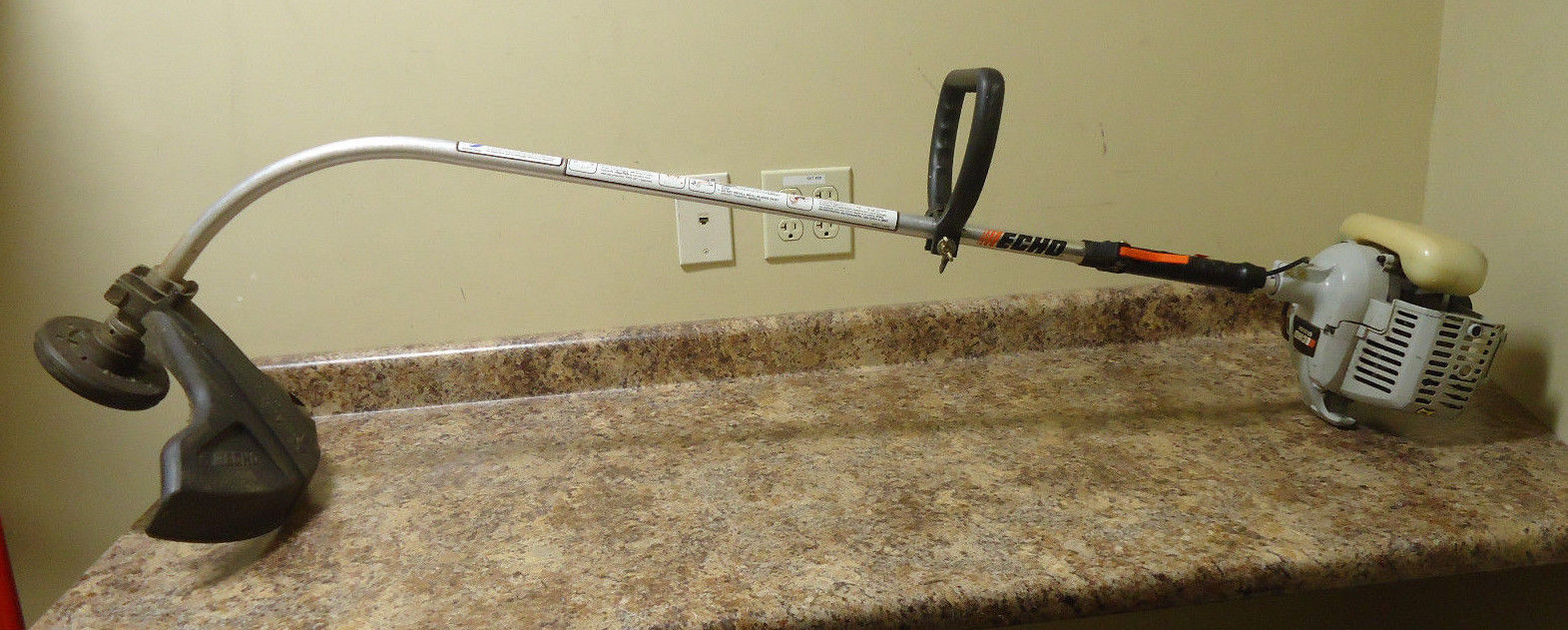 (RI5) Echo GT-200R Gas Powered String Trimmer